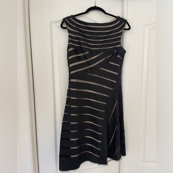 Black and Tan Adrianna Papell Dress Size 6 - Picture 1 of 6